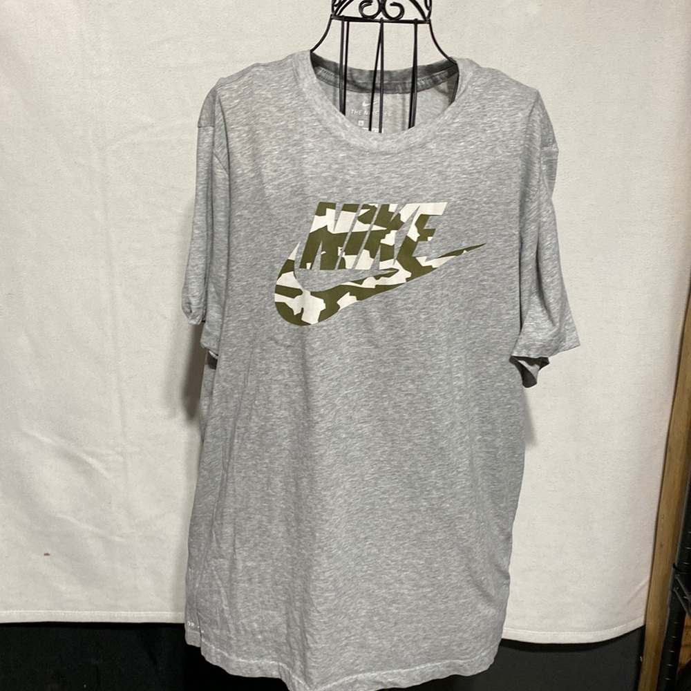 Nike Tee Grey/ Camo Green Swoosh Men's​​​